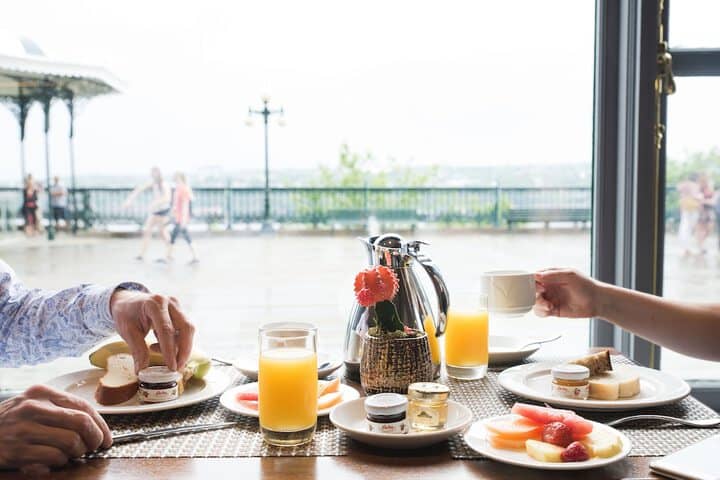Breakfast meal